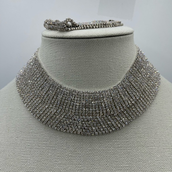 NWT Sienna Statement Rhinestone Chocker and Bracelet Set - Picture 7 of 7